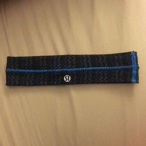 blue and black pattern lululemon headband